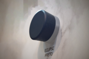 Puxador Eclipse Preto C/ Luz de Led (36mm)